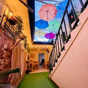 https://la-casita-de-gabriel-san-antonio.cali-hotels.com